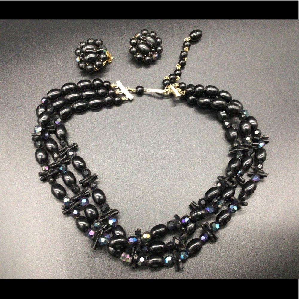 Vintage 1960s plastic beaded necklace with earrings from Hong Kong